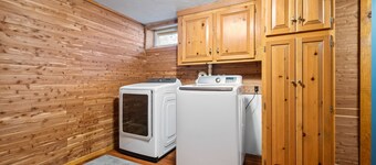 Center Barnstead Lake House - Center Barnstead, NH