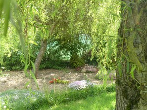 Property grounds - Gite et maison de vacances familiale la maison jaune à Sainte-Cécile/Florenville (Florenville)