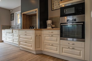 Microwave, oven, dishwasher