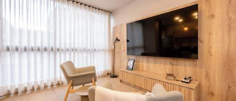 Televisio, työhuone