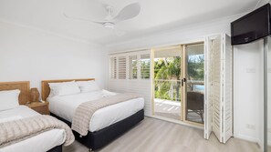 2 bedrooms, desk, iron/ironing board, free WiFi