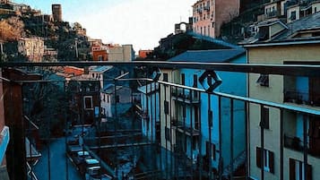 Double Room, Balcony, City View | Terrace/patio