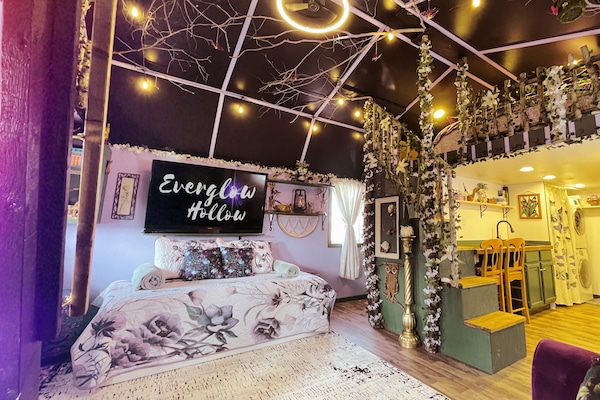 2 多间卧室、熨斗/熨衣板、免费 WiFi、床单