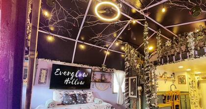 LAKE CUMBERLAND Get-a-Way! Charming House. BOAT RAMP NEARBY - Wifi - RV Hookups