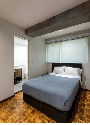 2 bedrooms, bed sheets
