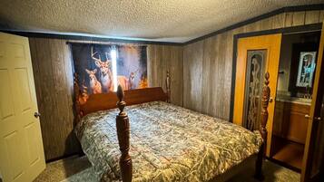 3 bedrooms, WiFi, bed sheets