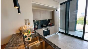 Oven, stovetop