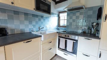 MikrovÄgsugn, ugn, spishÀll och diskmaskin