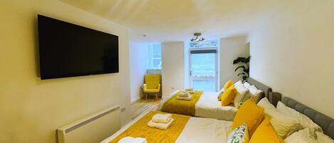 1 bedroom, iron/ironing board, free WiFi, bed sheets