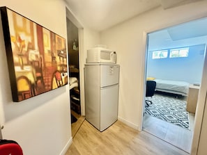 1 chambre, bureau, fer et planche à repasser, Wi-Fi gratuit