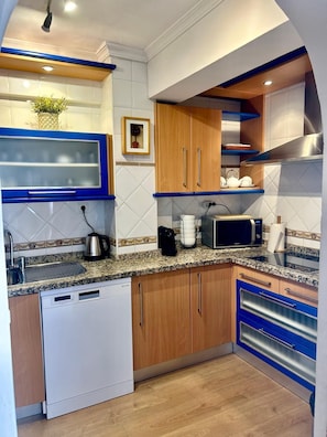 Microwave, oven, stovetop, dishwasher