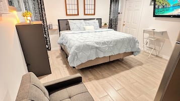 1 bedroom, free WiFi, bed sheets