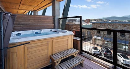 Newpark by All Seasons Resort Lodging