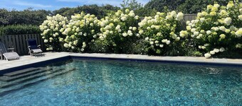 4-bedroom house in Madequecham with AC, WiFi, Heated Pool + 10 min walk to Beach