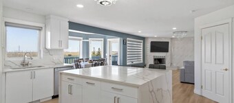 Acreage | 5 bdrm | King Bed | AC | Wood Fireplace