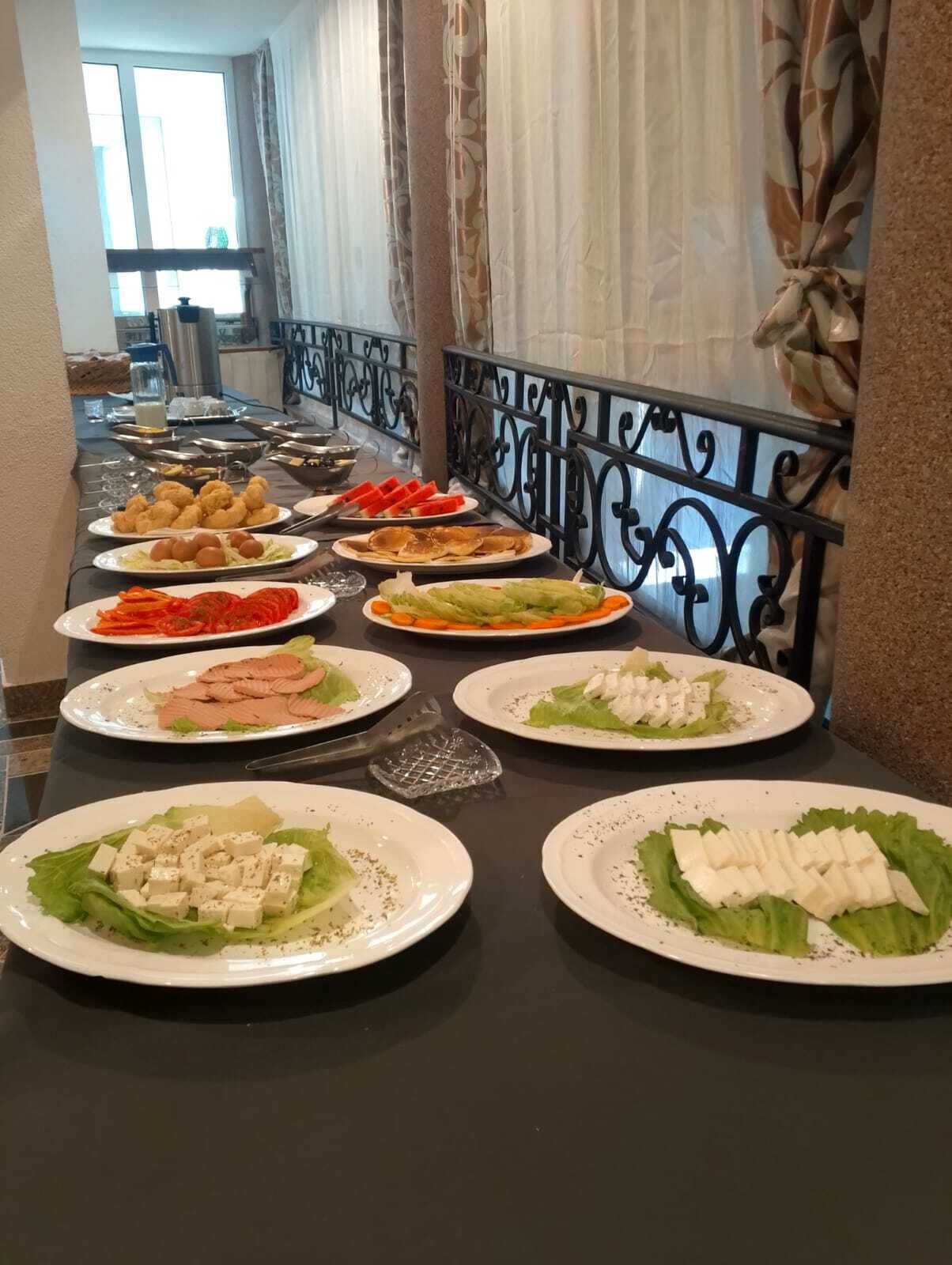 Desayuno bufé gratuito y diario