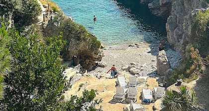 AZURA BAY HOTEL