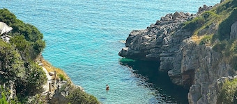 AZURA BAY HOTEL
