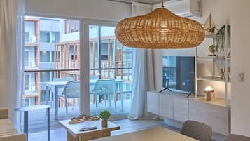 Apartament, vistes parcials al mar | Sala d'estar