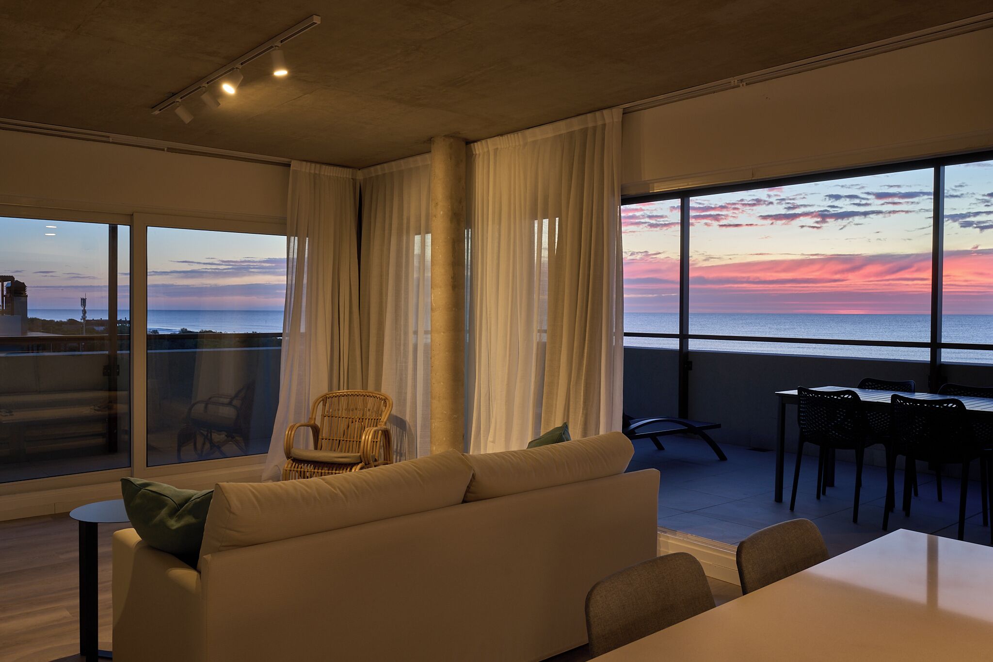 Apartamento, 3 habitaciones, vistas al mar | Terraza o patio