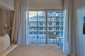 アパートメント 2 ベッドルーム パーシャルシービュー | 部屋からの景観