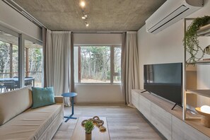 Apartment, Park View | Living area