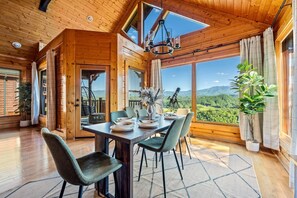Dining - Stunning Views! + Hot Tub + Fire Pit + Resort Pool (Sevierville)