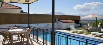 VILLA WITH LAKE AND FOREST ViEW iN DALYAN