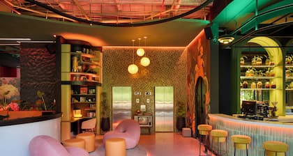 Calle Flora Hotel by Jalo