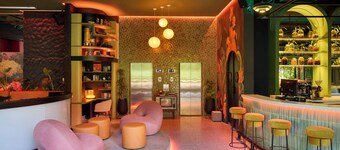 Calle Flora Hotel by Jalo