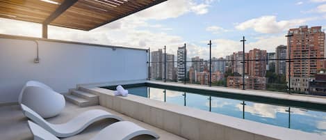 Rooftop pool
