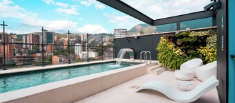 Calle Flora Hotel by Jalo