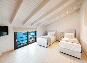 奢华复式, 海景 | 客房内保险箱、遮光窗帘、隔音、熨斗/熨衣板