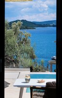 Apartamento superluxo, vista para o mar, ao lado da piscina | Terraço/pátio