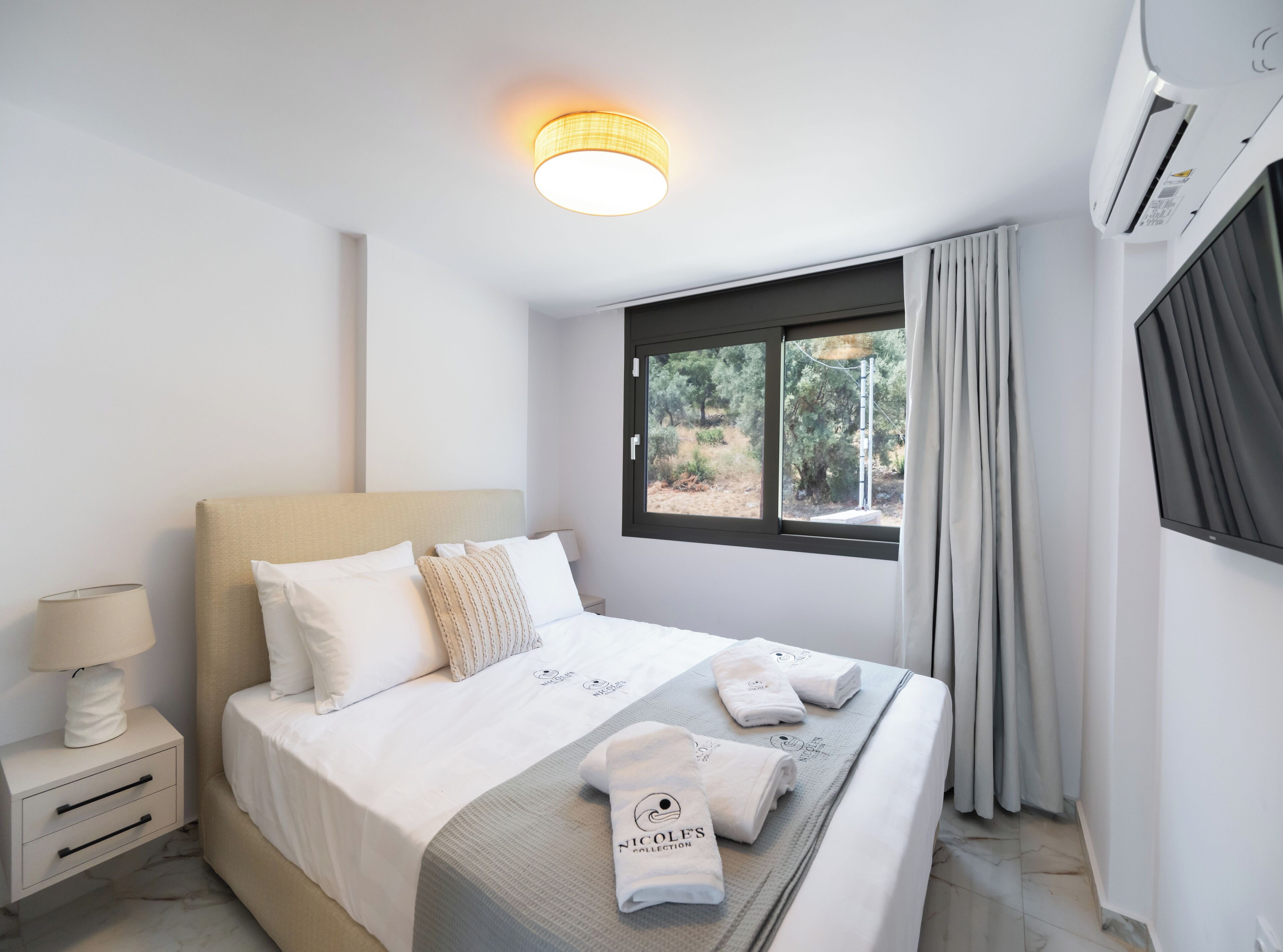 Luxury Duplex, Sea View | In-room safe, blackout drapes, soundproofing, iron/ironing board
