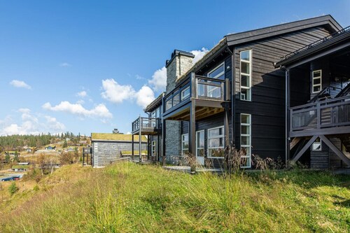 Stunning view, ski-in/ski-out, 3 bedrooms – Valdres