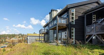 Stunning view, ski-in/ski-out, 3 bedrooms – Valdres