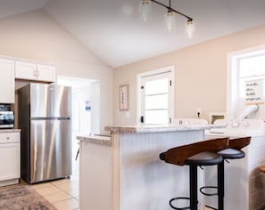 Microwave, oven, stovetop, coffee/tea maker