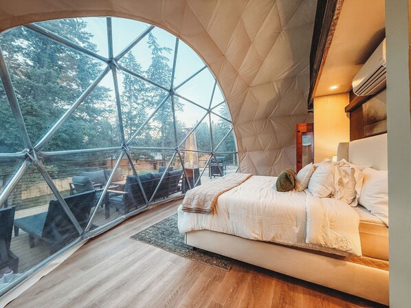 2 Schlafzimmer, Bügeleisen/Bügelbrett, Reisekinderbett, kostenloses WLAN