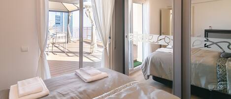 1 bedroom, iron/ironing board, free WiFi, bed sheets