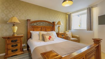 Standard Room, 1 King Bed | Free WiFi