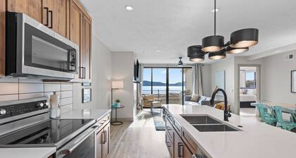 Suite 102 @ Water's Edge Resort