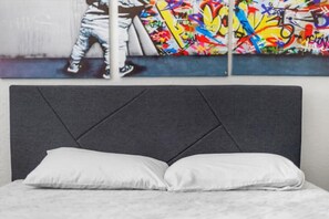 1 chambre, fer et planche à repasser, Wi-Fi, draps fournis