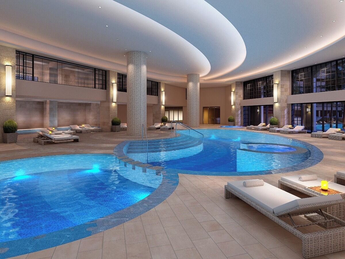 Indoor pool, seasonal outdoor pool, lifeguards on site