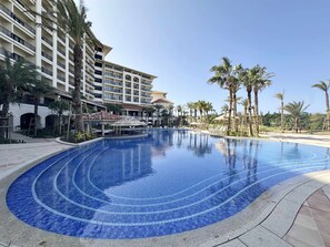 Indoor pool, seasonal outdoor pool, lifeguards on site - PGM Hotel Resort Okinawa (Onna)
