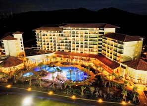 Exterior - PGM Hotel Resort Okinawa (Onna)