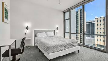 1 bedroom, desk, iron/ironing board, WiFi
