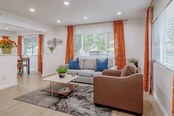 Smart TV, printers - Remodeled 3-Bedroom in Charming Alhambra with Yard, WFH Setup, and Pet Friendly (Alhambra)