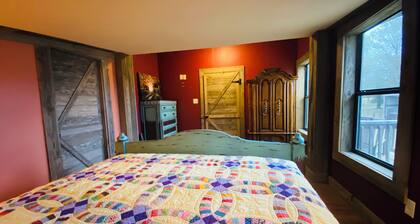 Barnhouse @ Whiskey Flats Ranch