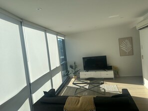 Apartment, Marina View